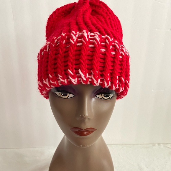 Beanie Hat - Picture 1 of 2